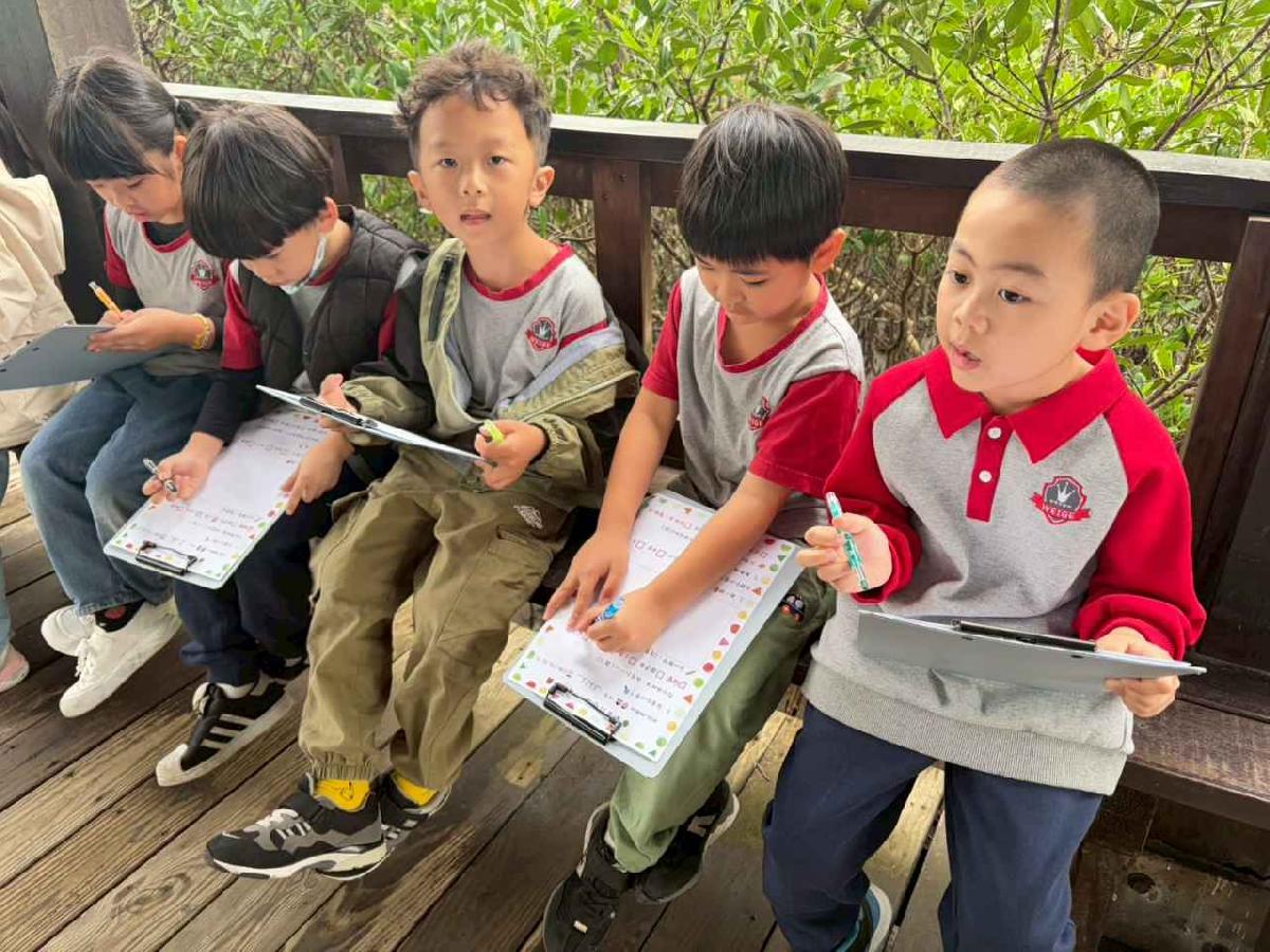 line_album_20251027_251027_54