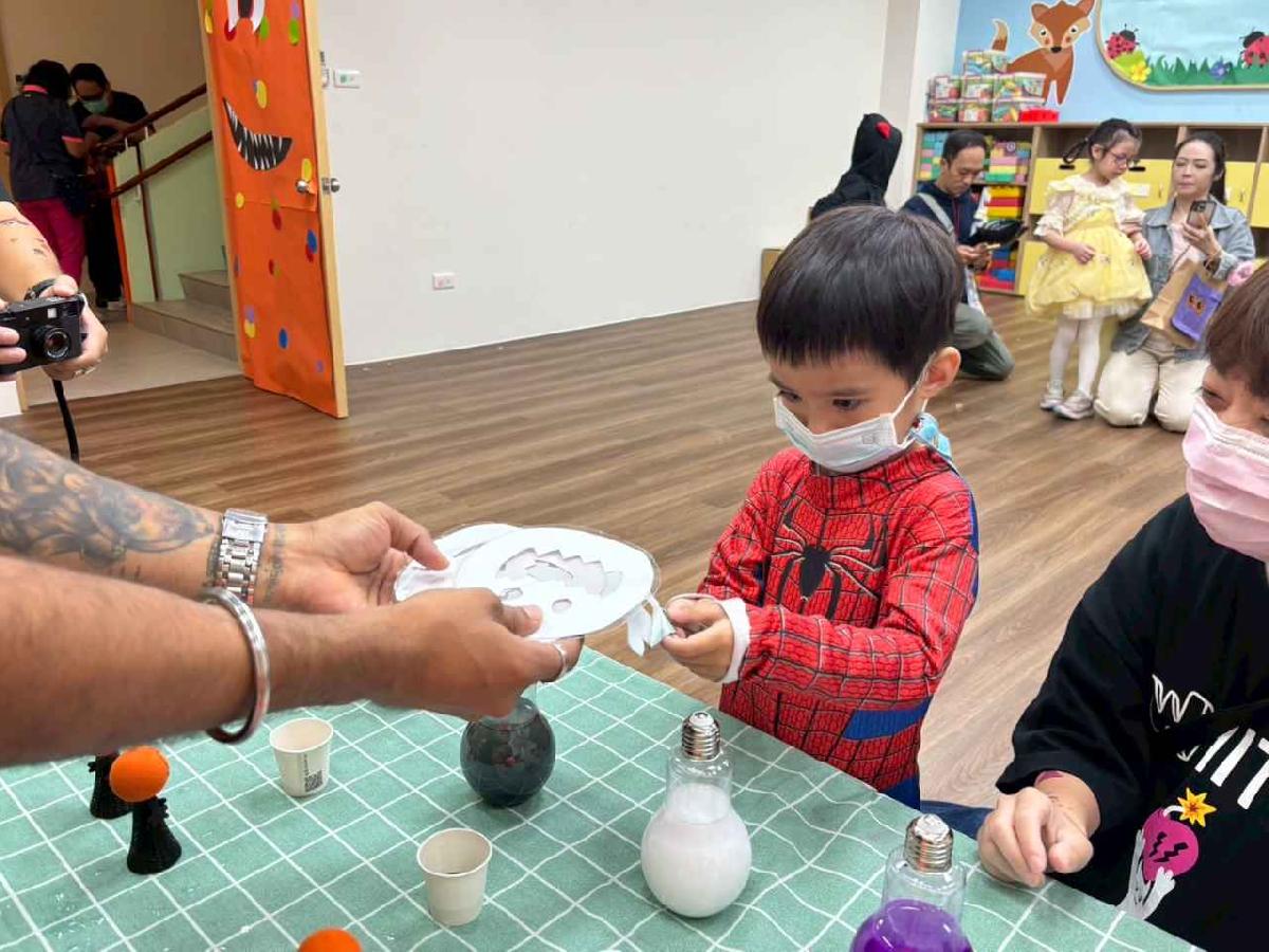 line_album_10.28萬聖節親子活動_251030_25