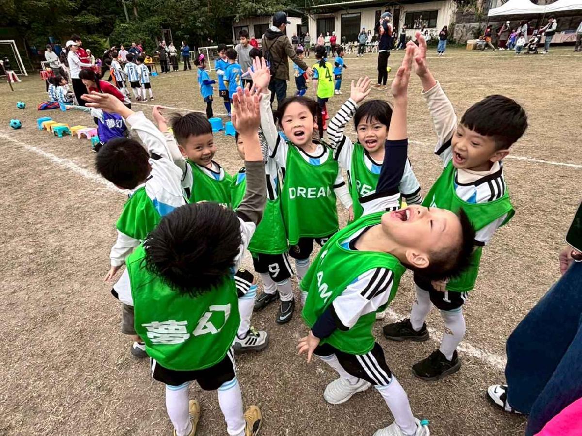 line_album_115.1.10足球友誼賽_260112_42