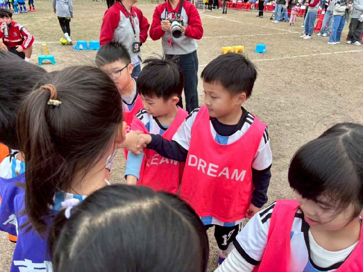 line_album_115.1.10足球友誼賽_260112_98