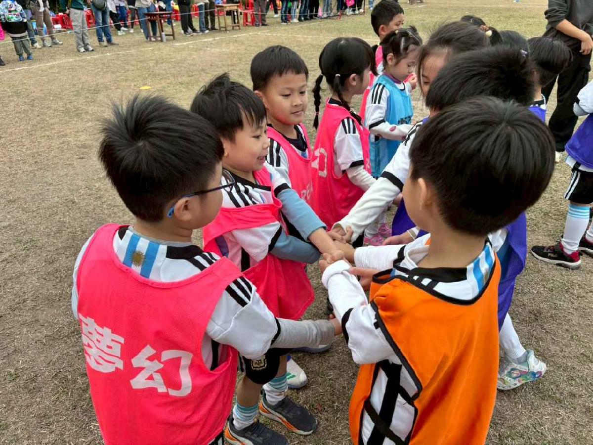 line_album_115.1.10足球友誼賽_260112_101