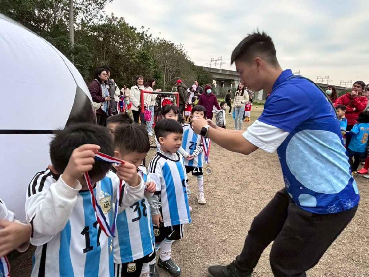 line_album_115.1.10足球友誼賽_260112_137