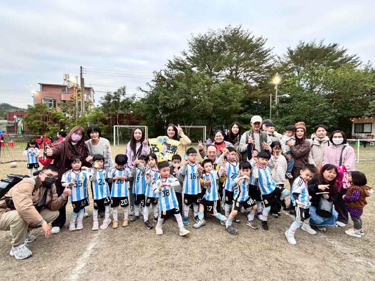 line_album_115.1.10足球友誼賽_260112_150