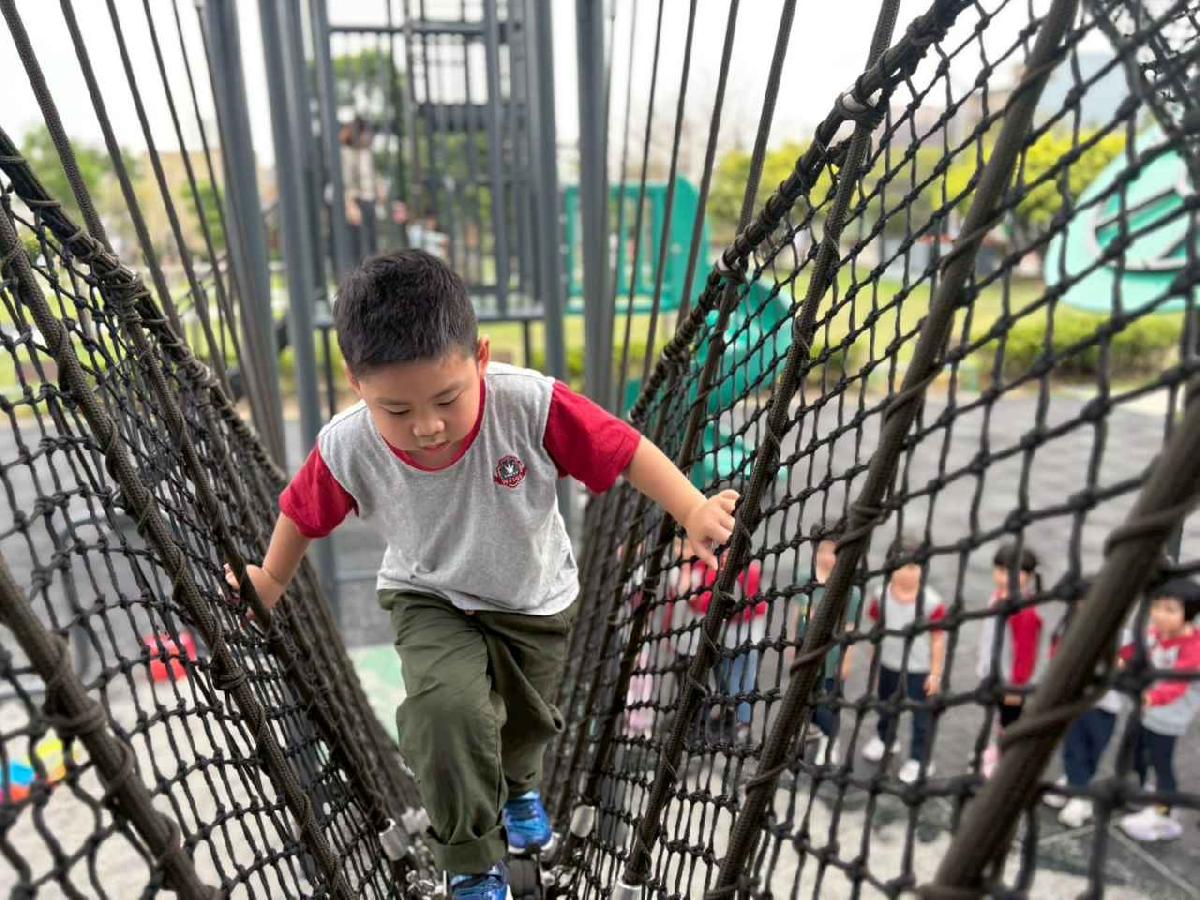 line_album_115.03.31戰車公園_260331_3