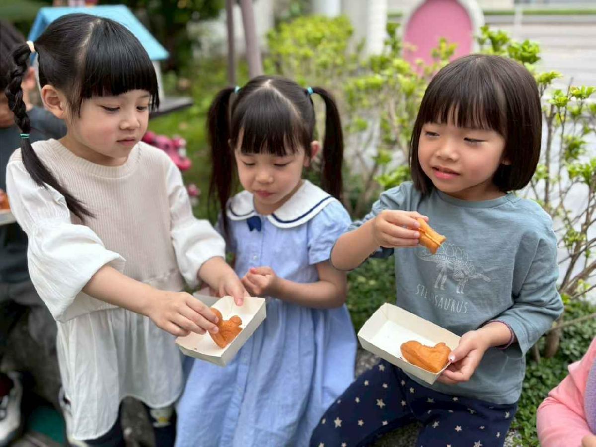 line_album_115.04.02好吃雞蛋糕_260402_16