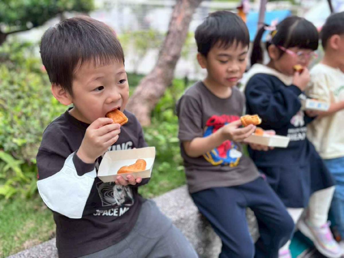 line_album_115.04.02好吃雞蛋糕_260402_18