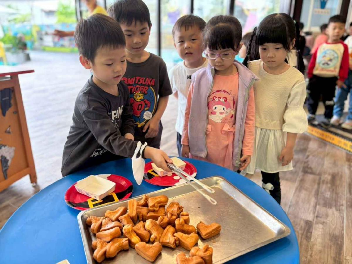 line_album_115.04.02好吃雞蛋糕_260402_56