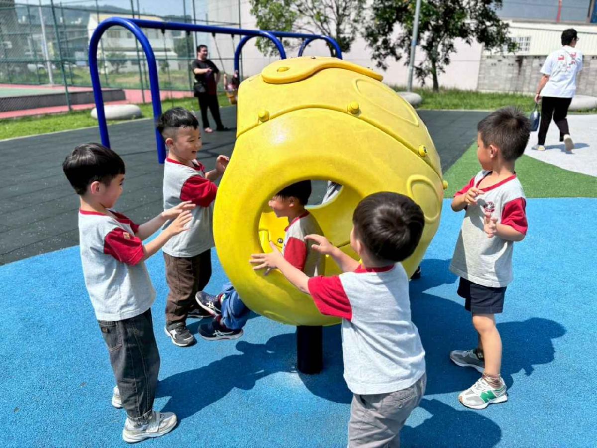 line_album_4.13小班柿子公園_260414_35