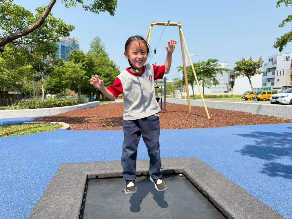 line_album_1150413柿子公園_260413_48