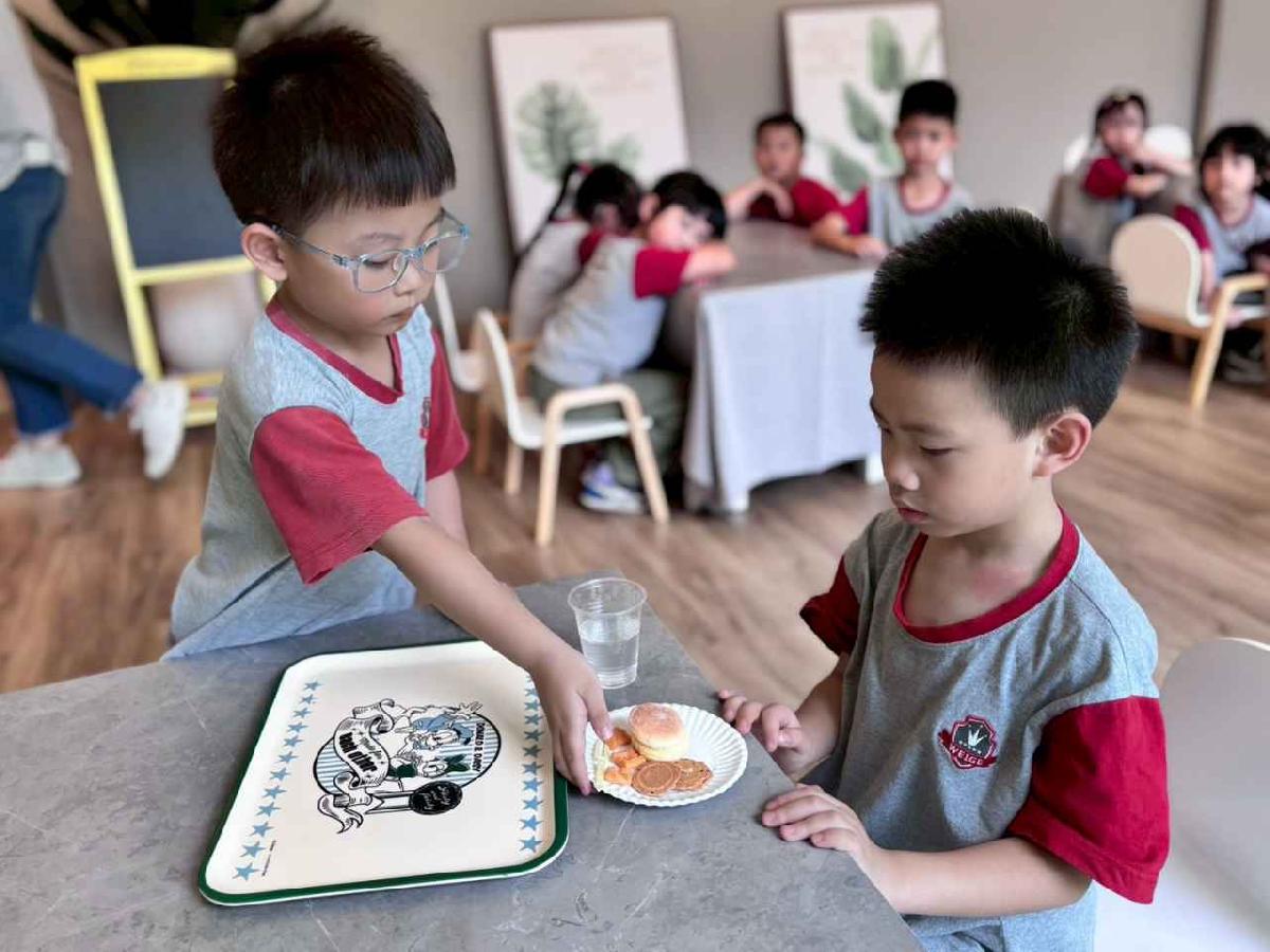 line_album_115.04.29_260429_124