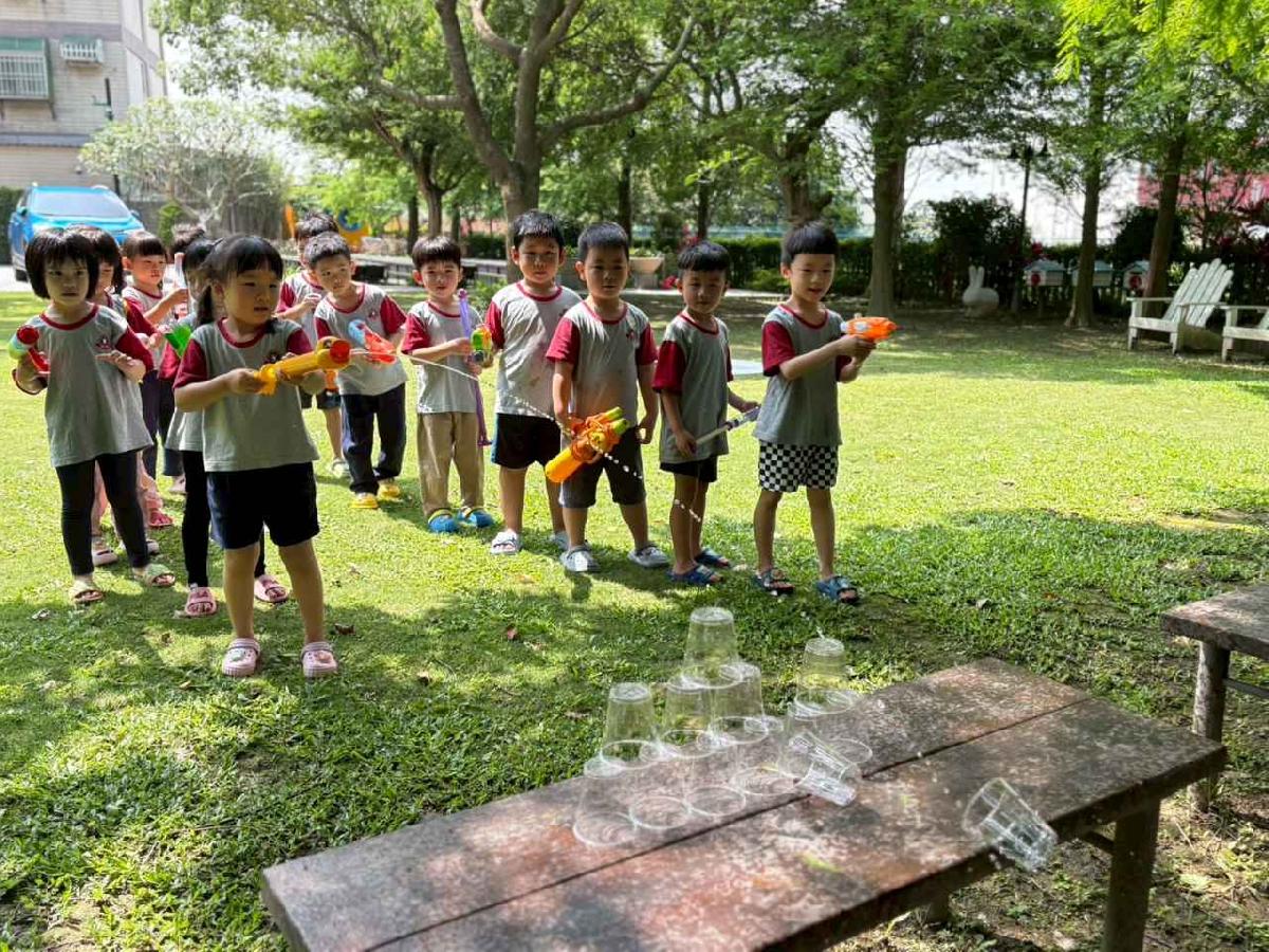 line_album_1150507生態玩水_260507_9