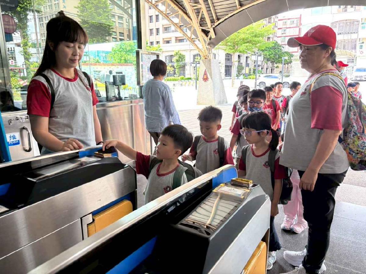 line_album_115.06.04大班內灣之旅_260604_78